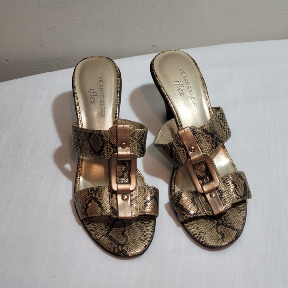 AK Open Toe Heels - Picture 2 of 5